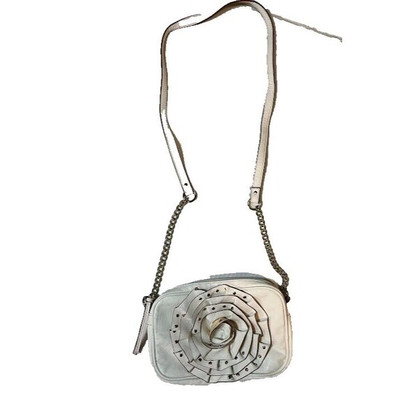 Steve Madden Crossbody Handbag Cream Rose Motif Gold Chain Leather Strap Boho - Picture 2 of 5